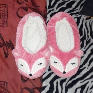 Fox pink slippers